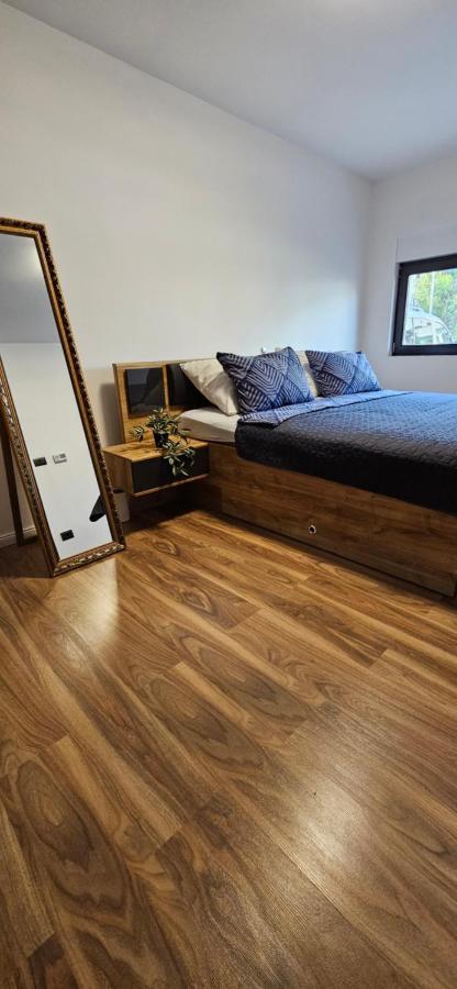 Apartment Betty Apartments Borik - Whole Ground Floor